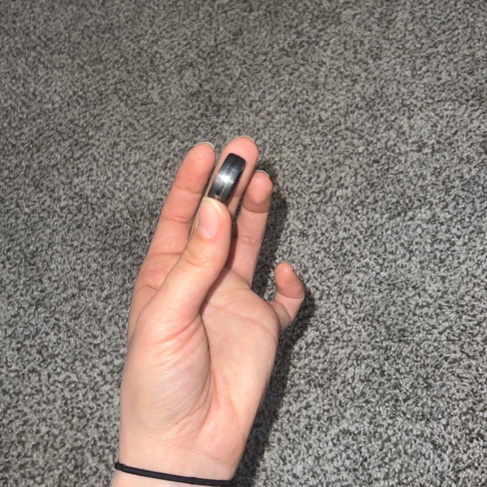 Men's Tungsten Wedding band - Picture 3 of 5